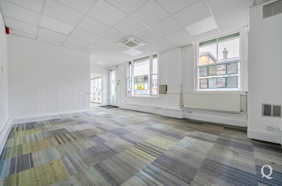 Park Road, Sittingbourne, Kent, ME10, 9968, image-25 - Quealy & Co