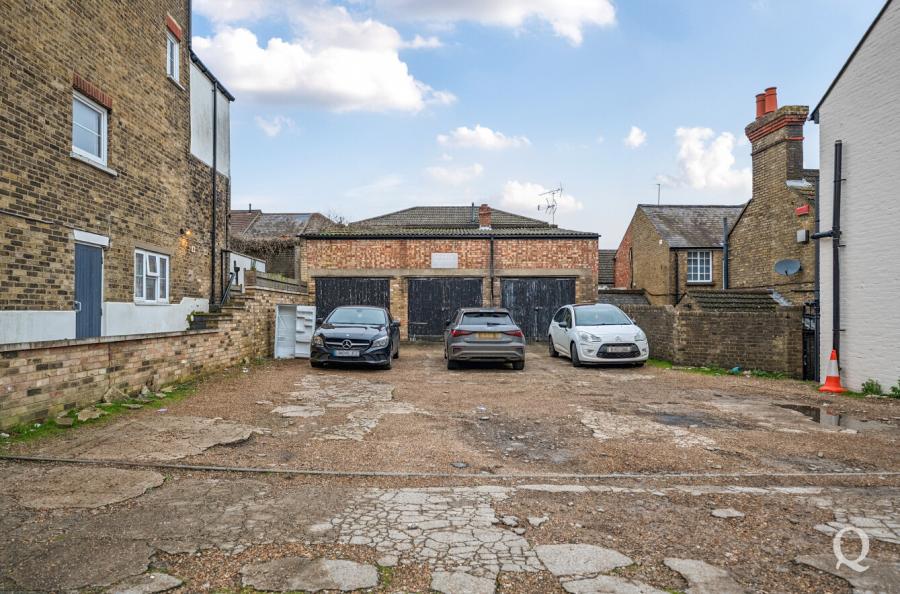 Park Road, Sittingbourne, Kent, ME10, 9968, image-17 - Quealy & Co