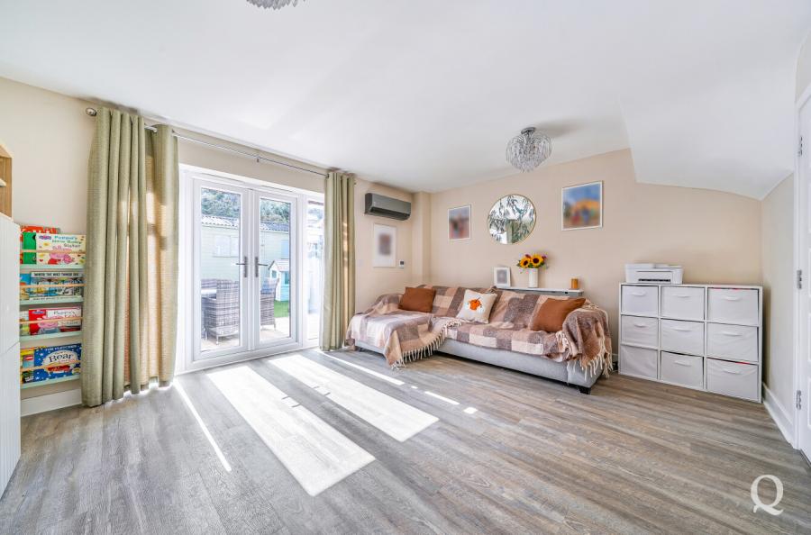 Haffenden Avenue, Sittingbourne, Kent, ME10, 18185, image-20 - Quealy & Co