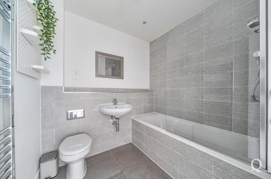 Haffenden Avenue, Sittingbourne, Kent, ME10, 18185, image-7 - Quealy & Co