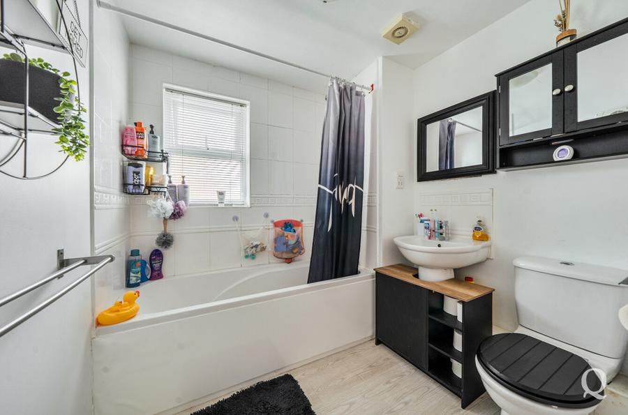 Amethyst Drive, Sittingbourne, Kent, ME10, 17723, image-6 - Quealy & Co