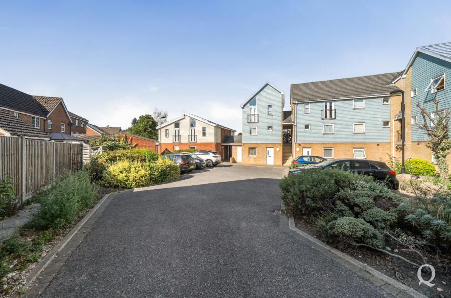 Onyx Drive, Sittingbourne, Kent, ME10, 17682, image-8 - Quealy & Co