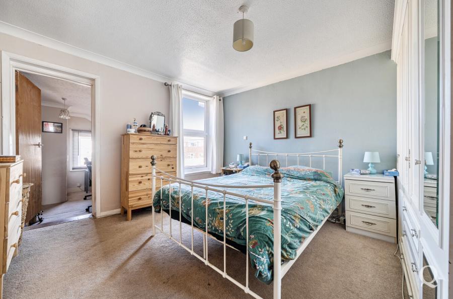Chalkwell Road, Sittingbourne, Kent, ME10, 17631, image-6 - Quealy & Co