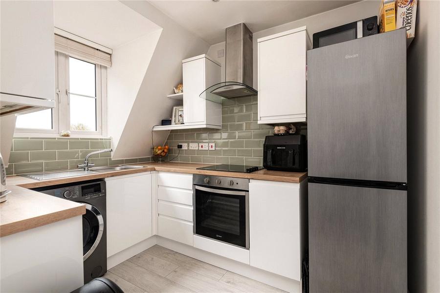 Mallard Crescent, Iwade, Sittingbourne, Kent, ME9, 11428, image-9 - Quealy & Co