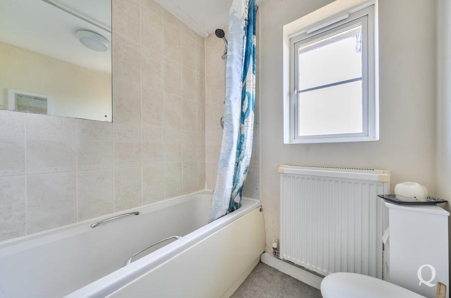 Samuel Drive, Kemsley, Sittingbourne, Kent, ME10, 11337, image-18 - Quealy & Co