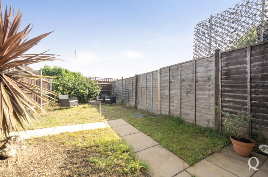 Samuel Drive, Kemsley, Sittingbourne, Kent, ME10, 11337, image-7 - Quealy & Co