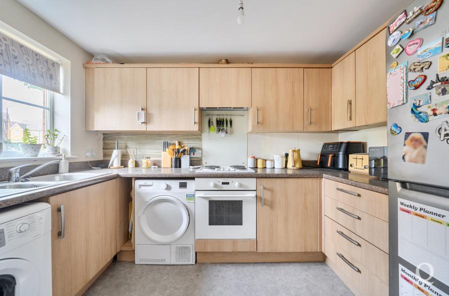 Samuel Drive, Kemsley, Sittingbourne, Kent, ME10, 11337, image-2 - Quealy & Co