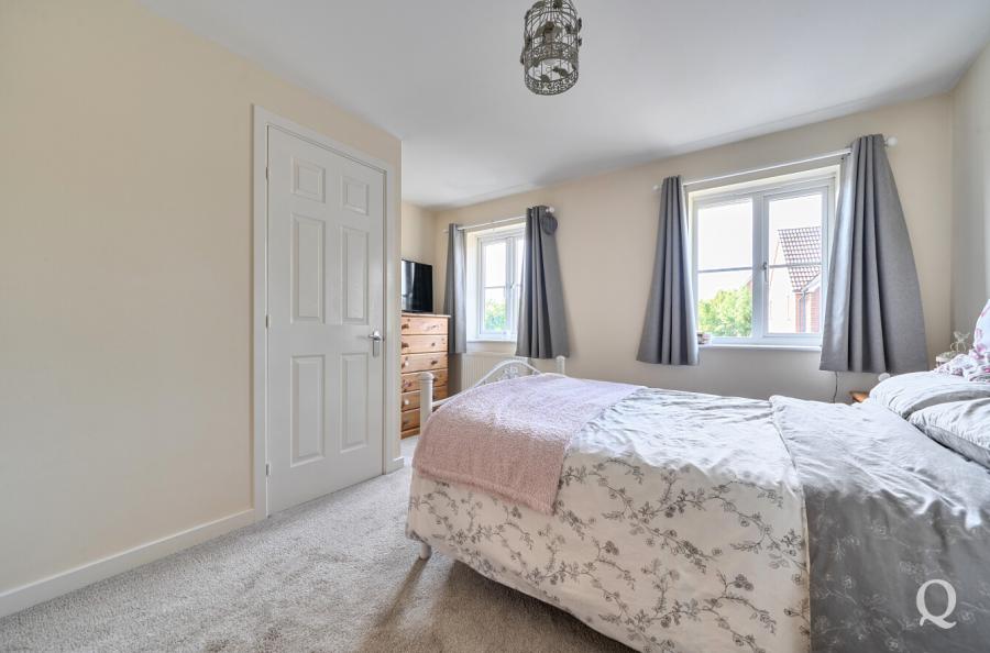 Samuel Drive, Kemsley, Sittingbourne, Kent, ME10, 11337, image-11 - Quealy & Co