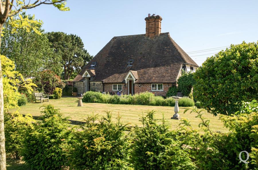 Upper Rodmersham, Rodmersham, Sittingbourne, Kent, ME9, 11198, image-7 - Quealy & Co