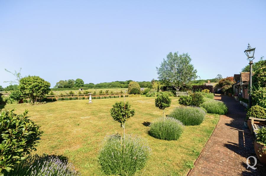 Upper Rodmersham, Rodmersham, Sittingbourne, Kent, ME9, 11198, image-17 - Quealy & Co