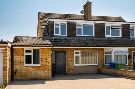 Cryalls Lane, Sittingbourne, Kent, ME10, 10930 - Quealy & Co