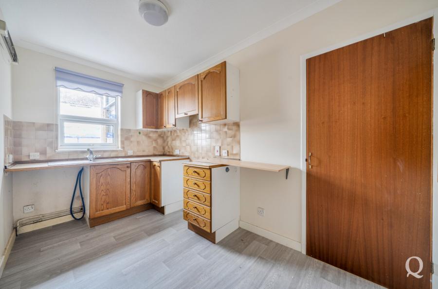 Cloisters, West Street, Sittingbourne, Kent, ME10, 10894, image-10 - Quealy & Co