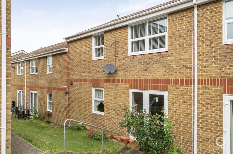 Cloisters, West Street, Sittingbourne, Kent, ME10, 10894, image-8 - Quealy & Co