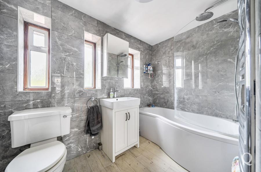Ashtead Drive, Bapchild, Sittingbourne, Kent, ME9, 10863, image-7 - Quealy & Co