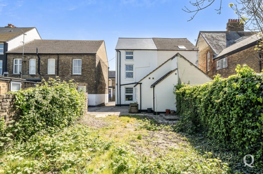 Park Road, Sittingbourne, Kent, ME10, 10643, image-10 - Quealy & Co
