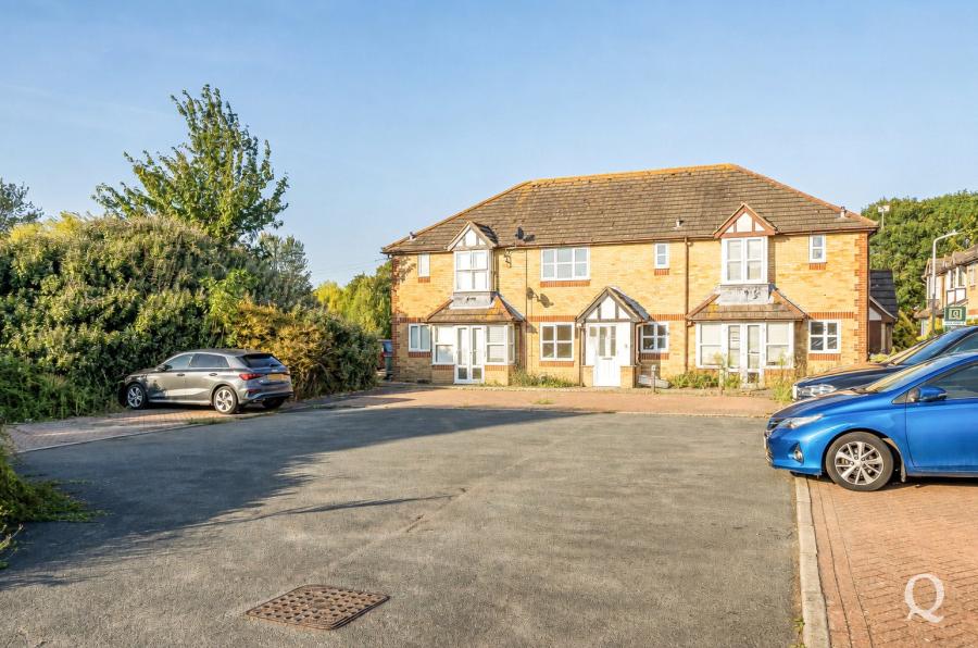 Todd Crescent, Kemsley, Sittingbourne, Kent, ME10, 10445, image-8 - Quealy & Co