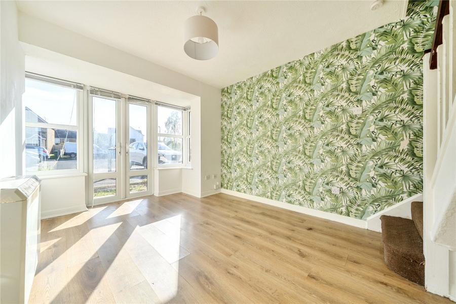 Yeates Drive, Kemsley, Sittingbourne, Kent, ME10, 10446, image-2 - Quealy & Co
