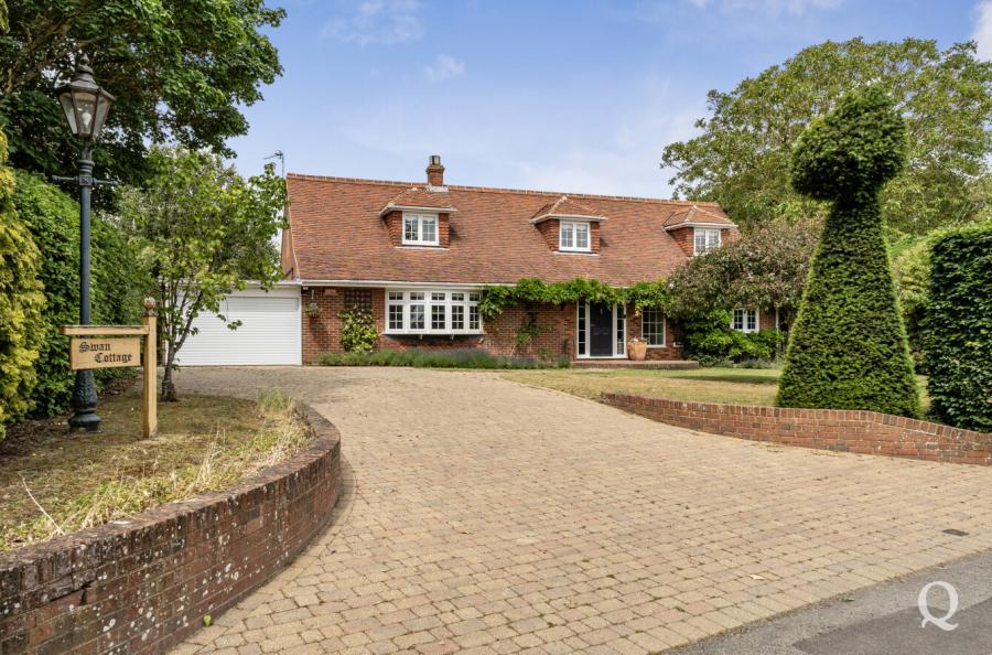 The Street, Hartlip, Sittingbourne, Kent, ME9, 10363, image-1 - Quealy & Co