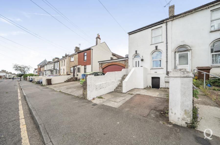 Gillingham Road, Gillingham, Kent, ME7, 9992, image-23 - Quealy & Co