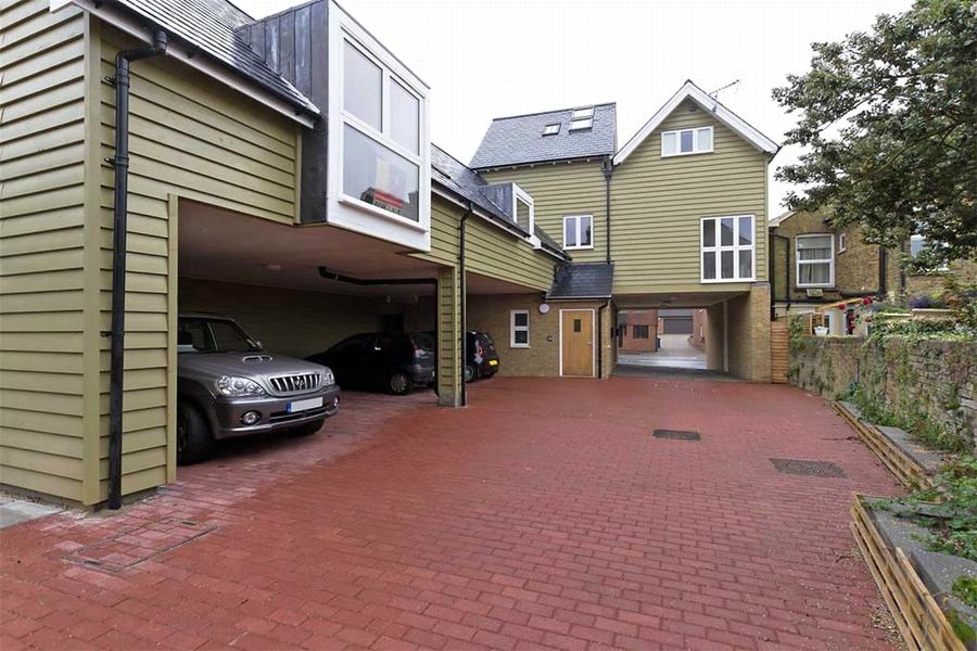 London Road, Teynham, Sittingbourne, Kent, ME9, 8481, image-8 - Quealy & Co