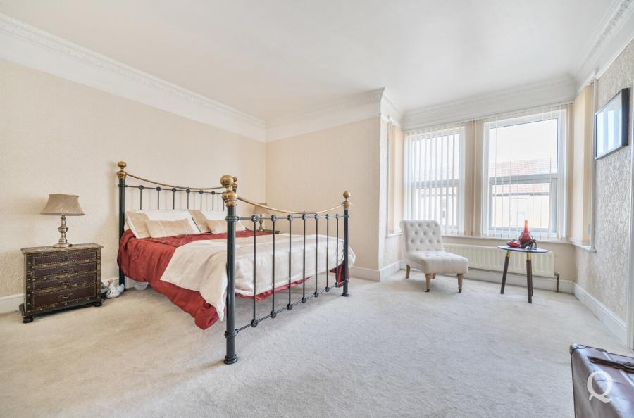 Park Road, Sittingbourne, Kent, ME10, 7856, image-6 - Quealy & Co