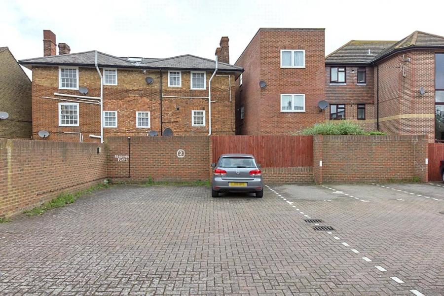 Tonge Road, Murston, Sittingbourne, Kent, ME10, 6463, image-11 - Quealy & Co