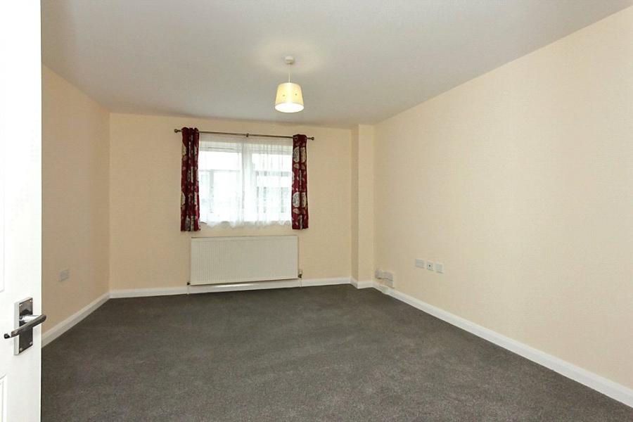 Tonge Road, Murston, Sittingbourne, Kent, ME10, 6463, image-10 - Quealy & Co