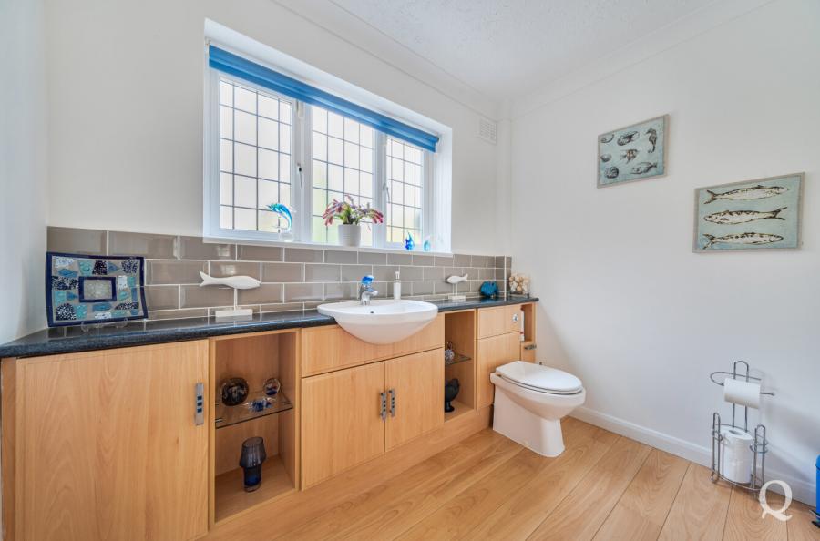 Mount Lane, Hartlip, Sittingbourne, Kent, ME9, 8049, image-30 - Quealy & Co