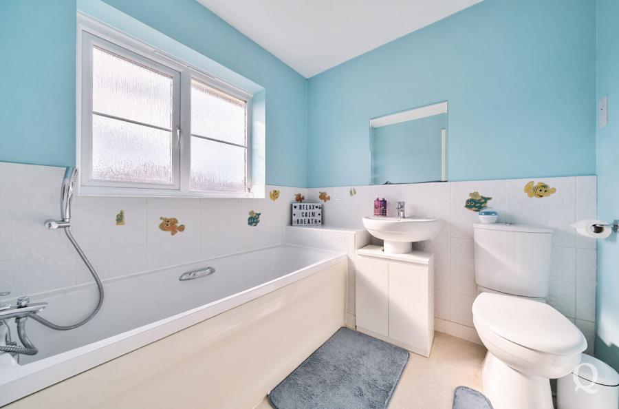 Primrose Avenue, Sittingbourne, Kent, ME10, 6437, image-5 - Quealy & Co