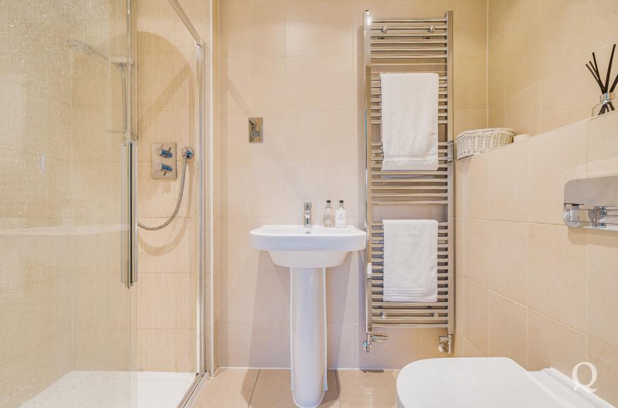 Blaxland Grange, Newington, Sittingbourne, Kent, ME9, 7828, image-19 - Quealy & Co