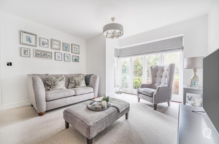 Blaxland Grange, Newington, Sittingbourne, Kent, ME9, 7828, image-11 - Quealy & Co