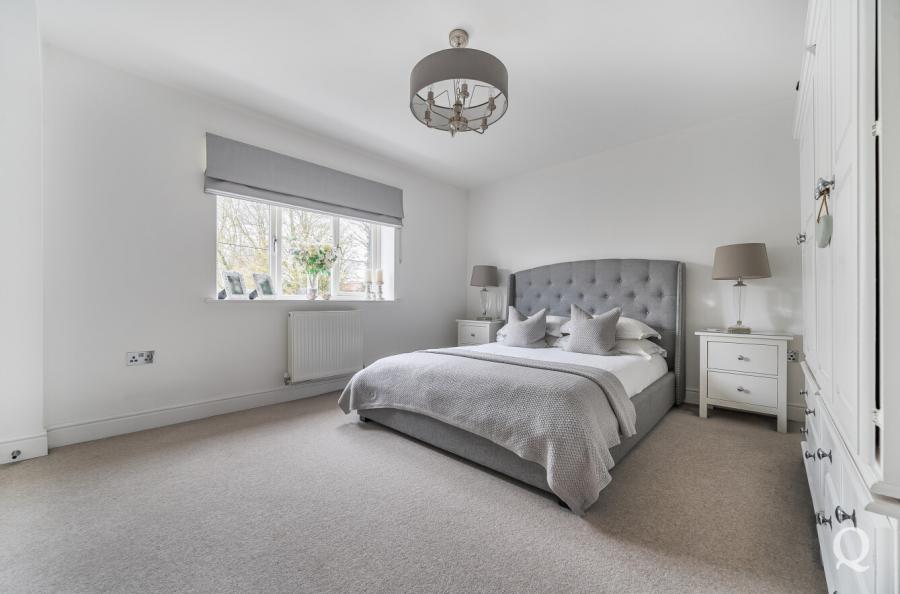 Blaxland Grange, Newington, Sittingbourne, Kent, ME9, 7828, image-4 - Quealy & Co