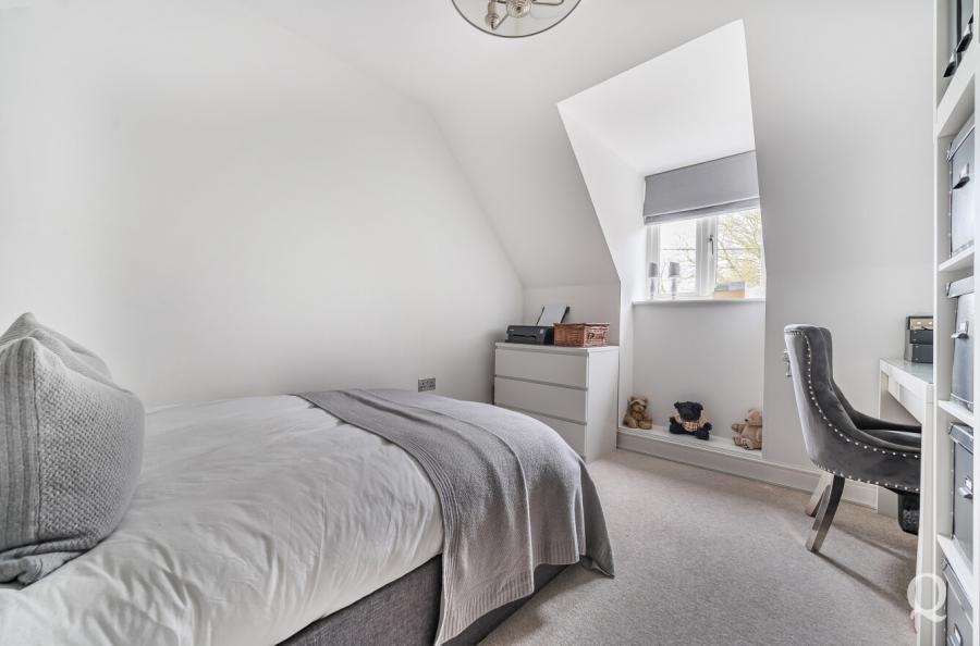Blaxland Grange, Newington, Sittingbourne, Kent, ME9, 7828, image-20 - Quealy & Co