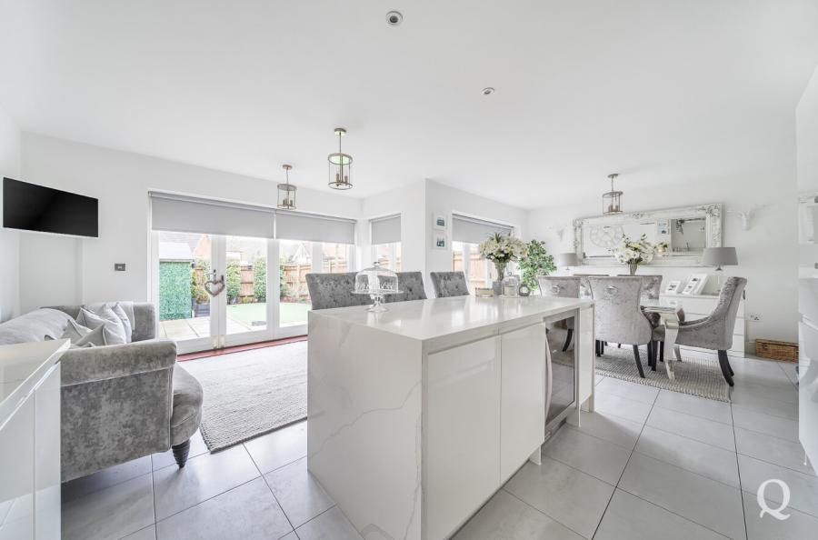 Blaxland Grange, Newington, Sittingbourne, Kent, ME9, 7828, image-3 - Quealy & Co