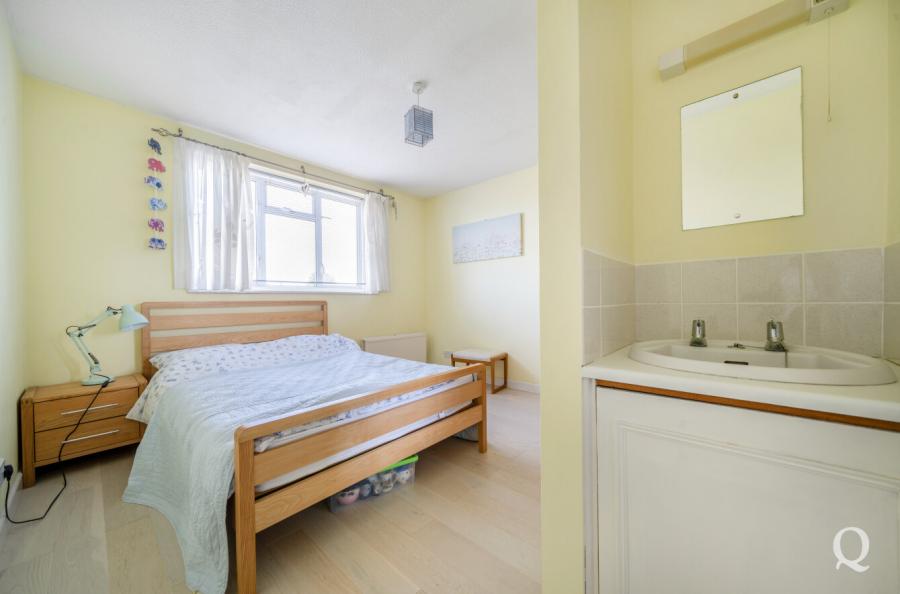 Sterling Road, Sittingbourne, Kent, ME10, 6447, image-12 - Quealy & Co
