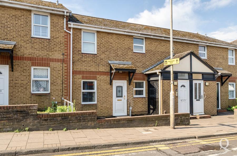 Cloisters, West Street, Sittingbourne, Kent, ME10, 10729, image-7 - Quealy & Co