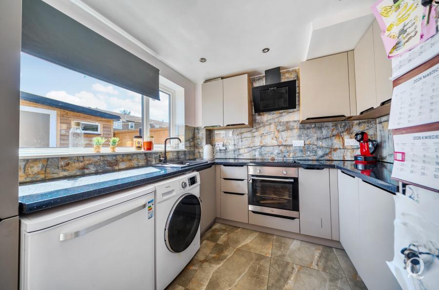 Fielder Close, Sittingbourne, Kent, ME10, 8175, image-3 - Quealy & Co