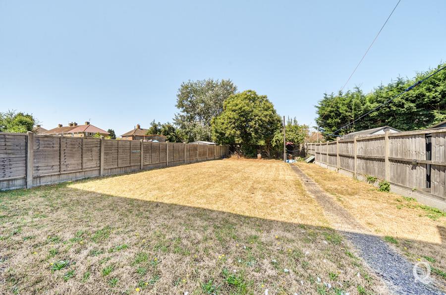 Swanstree Avenue, Sittingbourne, Kent, ME10, 6474, image-8 - Quealy & Co