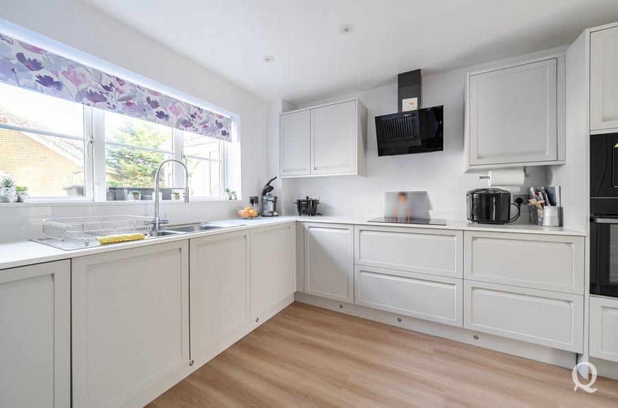 Stangate Drive, Iwade, Sittingbourne, Kent, ME9, 8529, image-2 - Quealy & Co