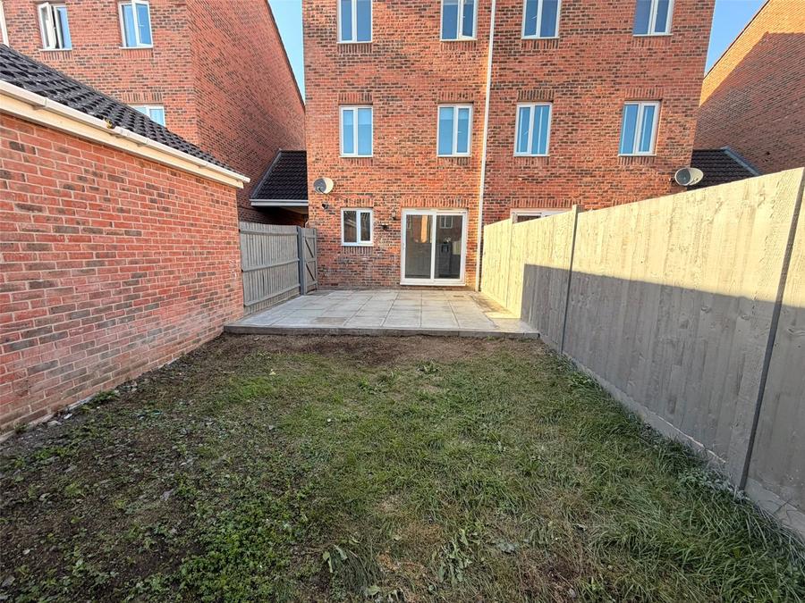 Emerald Crescent, Sittingbourne, Kent, ME10, 10076, image-7 - Quealy & Co