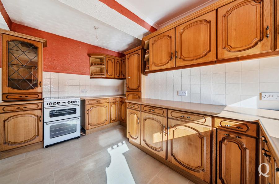 Langley Road, Sittingbourne, Kent, ME10, 9377, image-11 - Quealy & Co