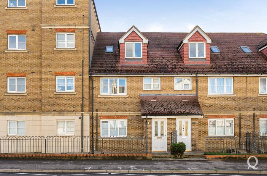 Canterbury Road, Sittingbourne, Kent, ME10, 11053, image-14 - Quealy & Co