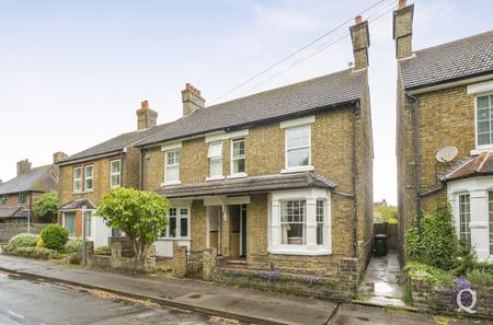 Albany Road, Sittingbourne, Kent, ME10, 10745 - Quealy & Co