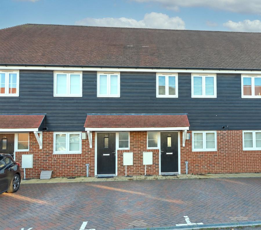 Eveas Drive, Sittingbourne, Kent, ME10, 7478, image-1 - Quealy & Co