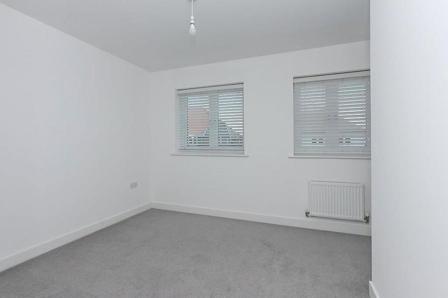 Eveas Drive, Sittingbourne, Kent, ME10, 7478, image-13 - Quealy & Co