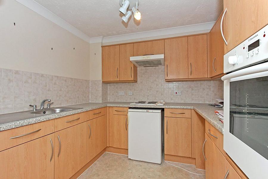 Bell Road, Sittingbourne, Kent, ME10, 5491, image-2 - Quealy & Co