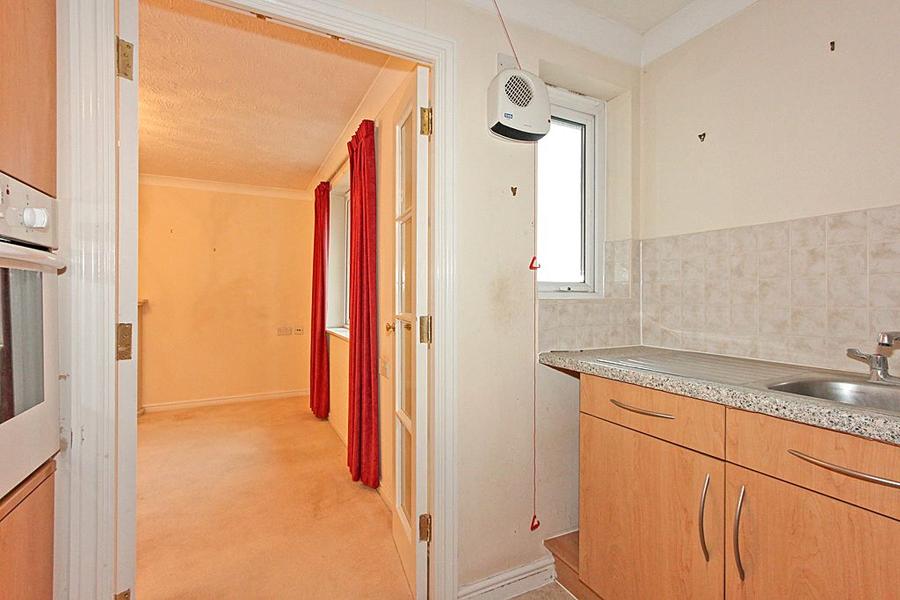 Bell Road, Sittingbourne, Kent, ME10, 5491, image-9 - Quealy & Co