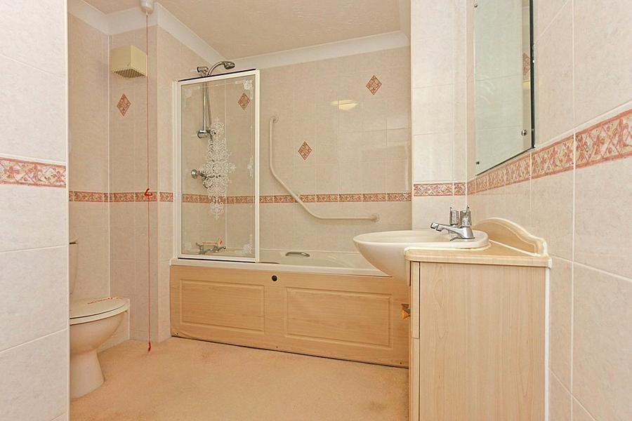 Bell Road, Sittingbourne, Kent, ME10, 5491, image-4 - Quealy & Co