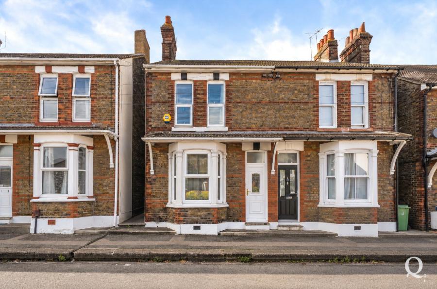 Victoria Road, Sittingbourne, Kent, ME10, 18070, image-17 - Quealy & Co