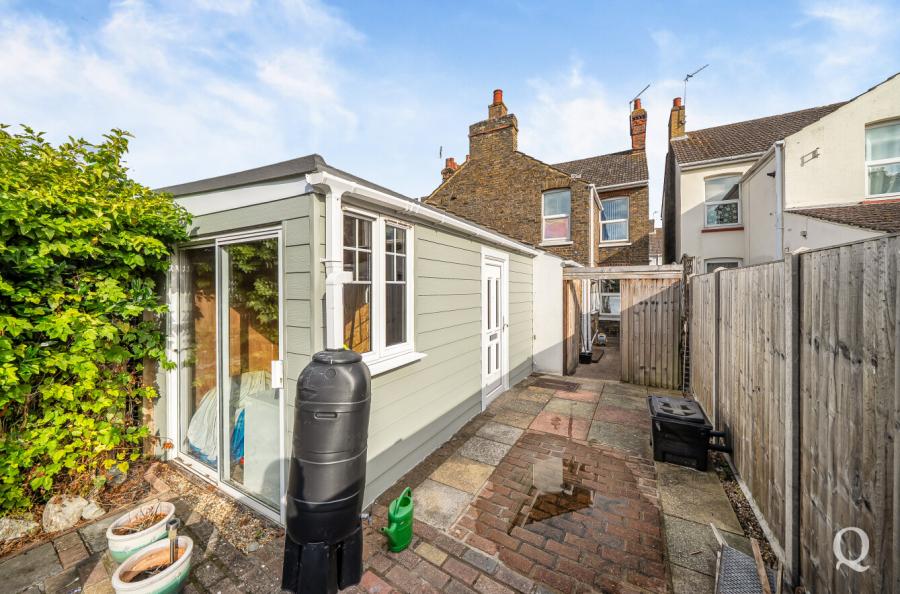 Victoria Road, Sittingbourne, Kent, ME10, 18070, image-12 - Quealy & Co
